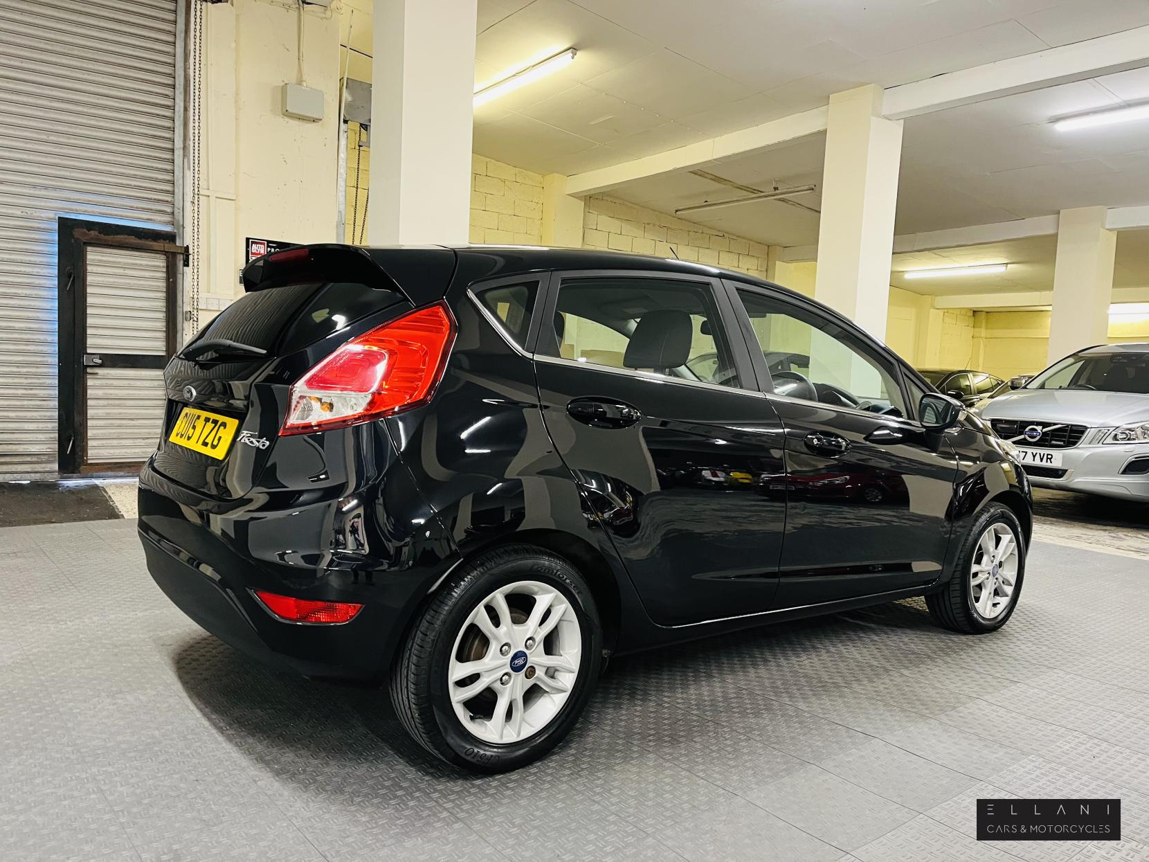Ford Fiesta 1.25 Zetec Hatchback 5dr Petrol Manual Euro 5 (82 ps)