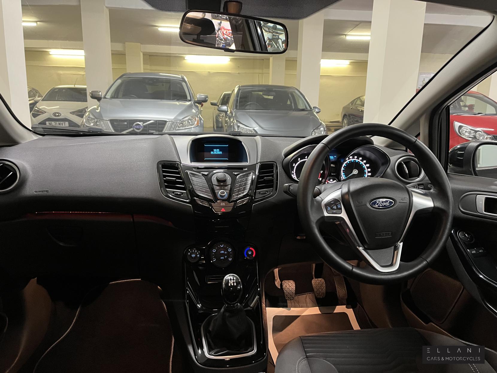 Ford Fiesta 1.25 Zetec Hatchback 5dr Petrol Manual Euro 5 (82 ps)