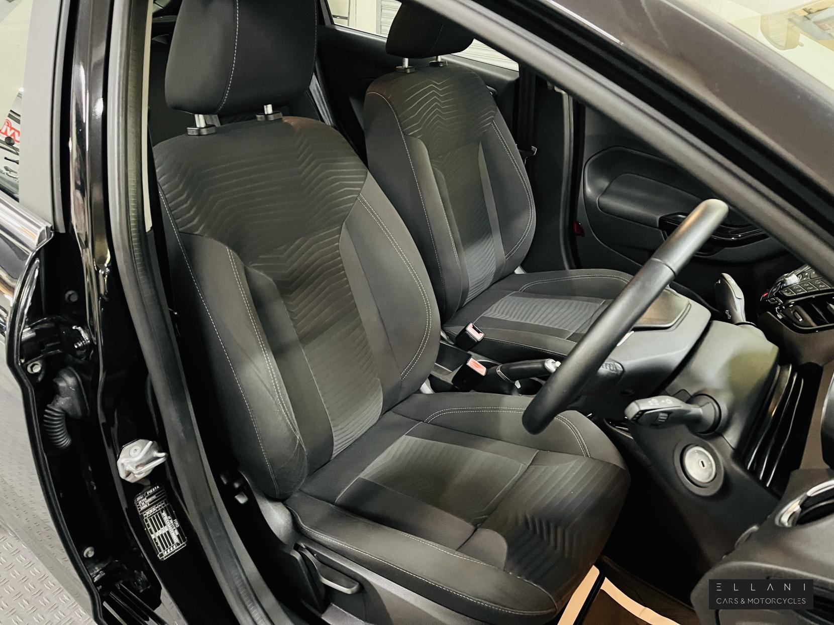 Ford Fiesta 1.25 Zetec Hatchback 5dr Petrol Manual Euro 5 (82 ps)