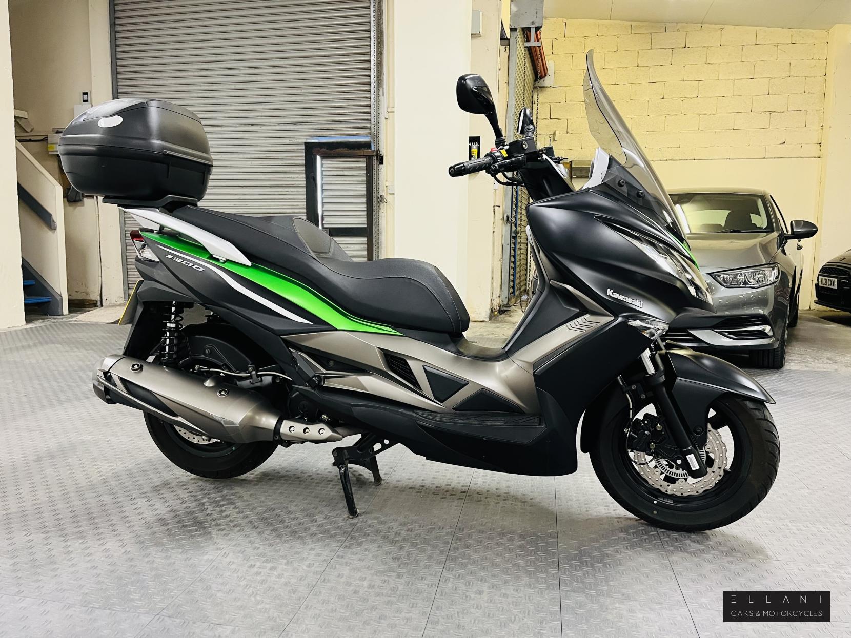 Kawasaki J300 300 Special Edition Scooter Petrol CVT (28 ps)
