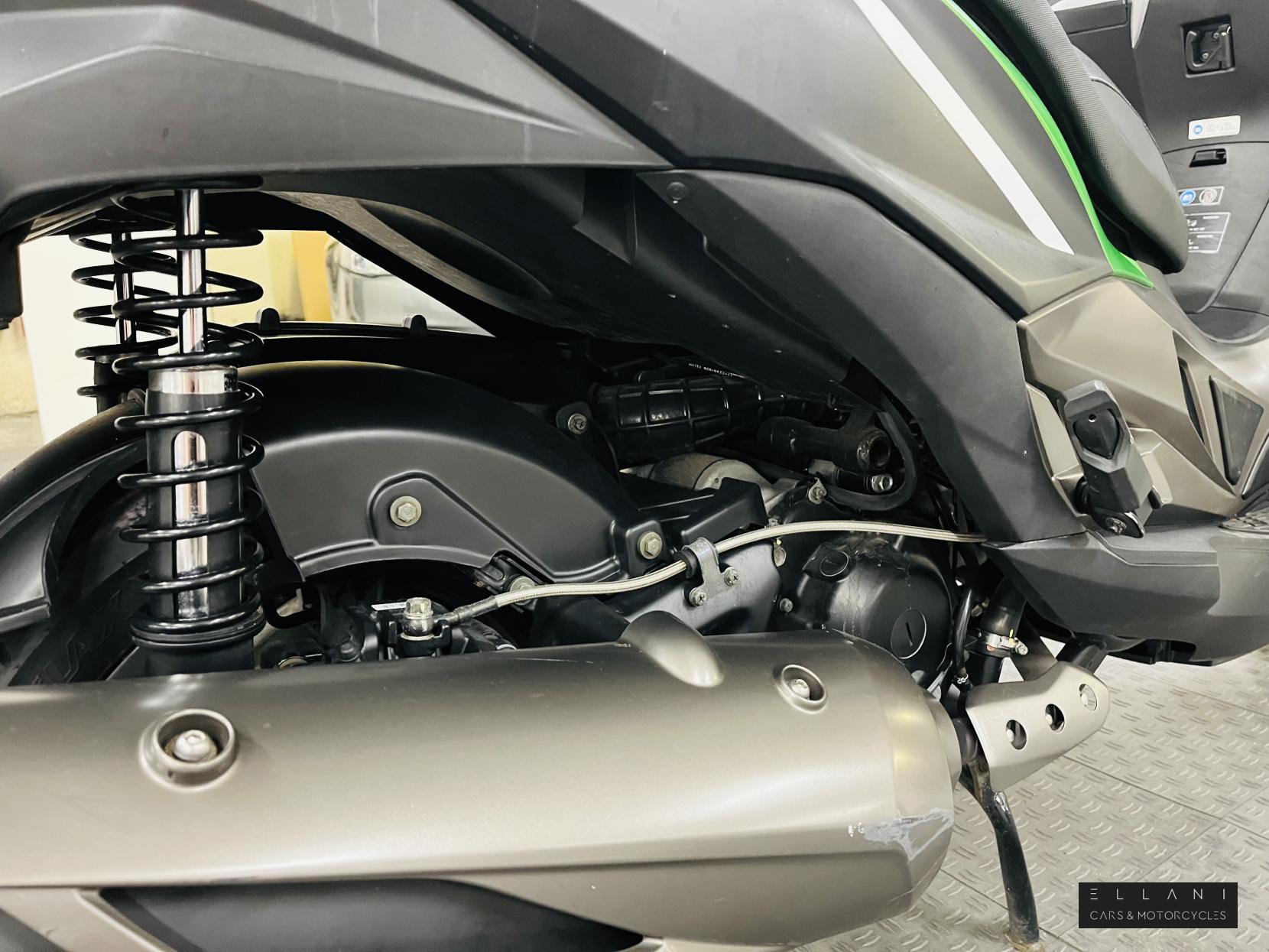Kawasaki J300 300 Special Edition Scooter Petrol CVT (28 ps)