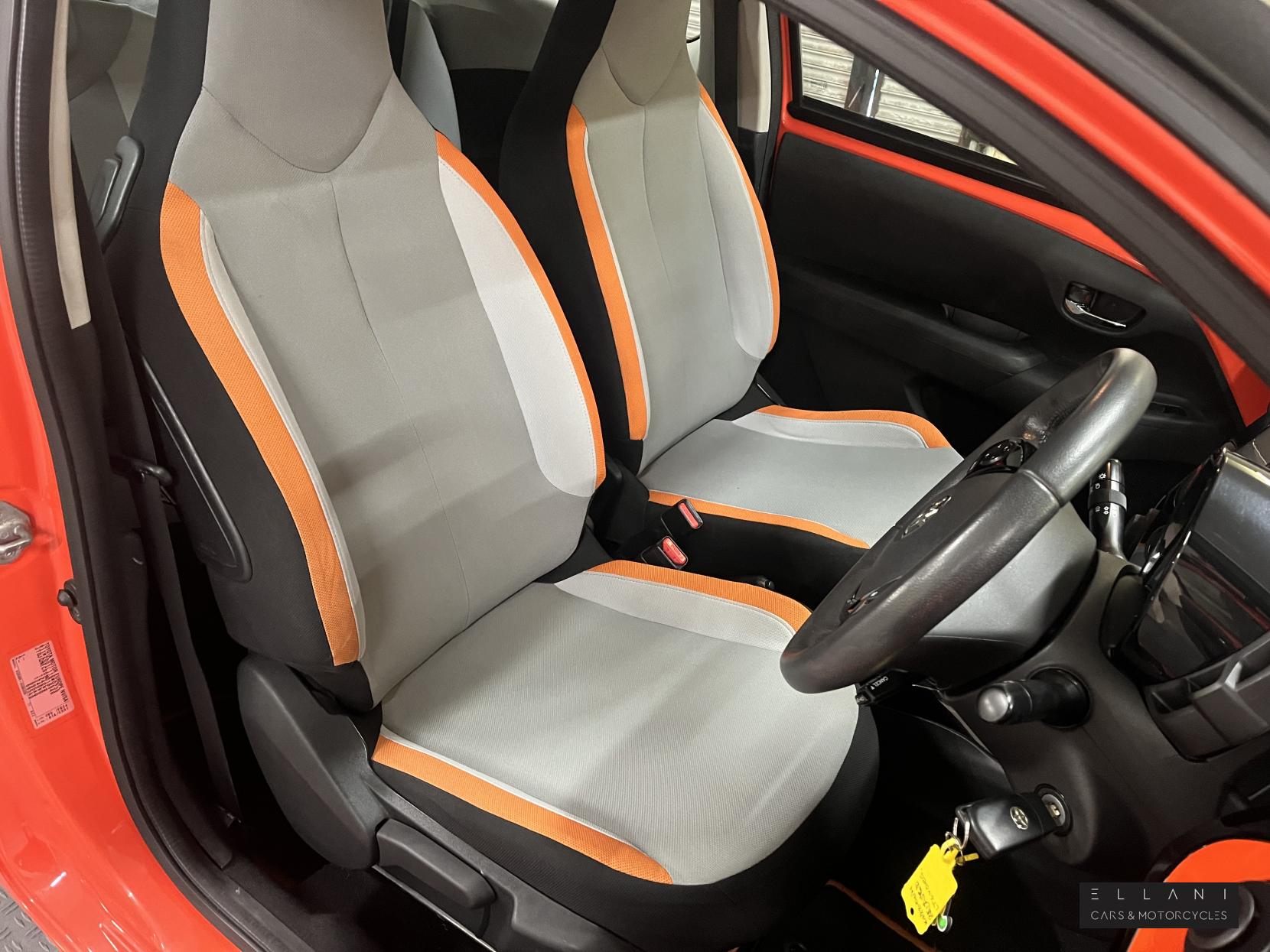 Toyota AYGO 1.0 VVT-i x-cite Hatchback 3dr Petrol Manual Euro 5 Euro 5 (68 ps)