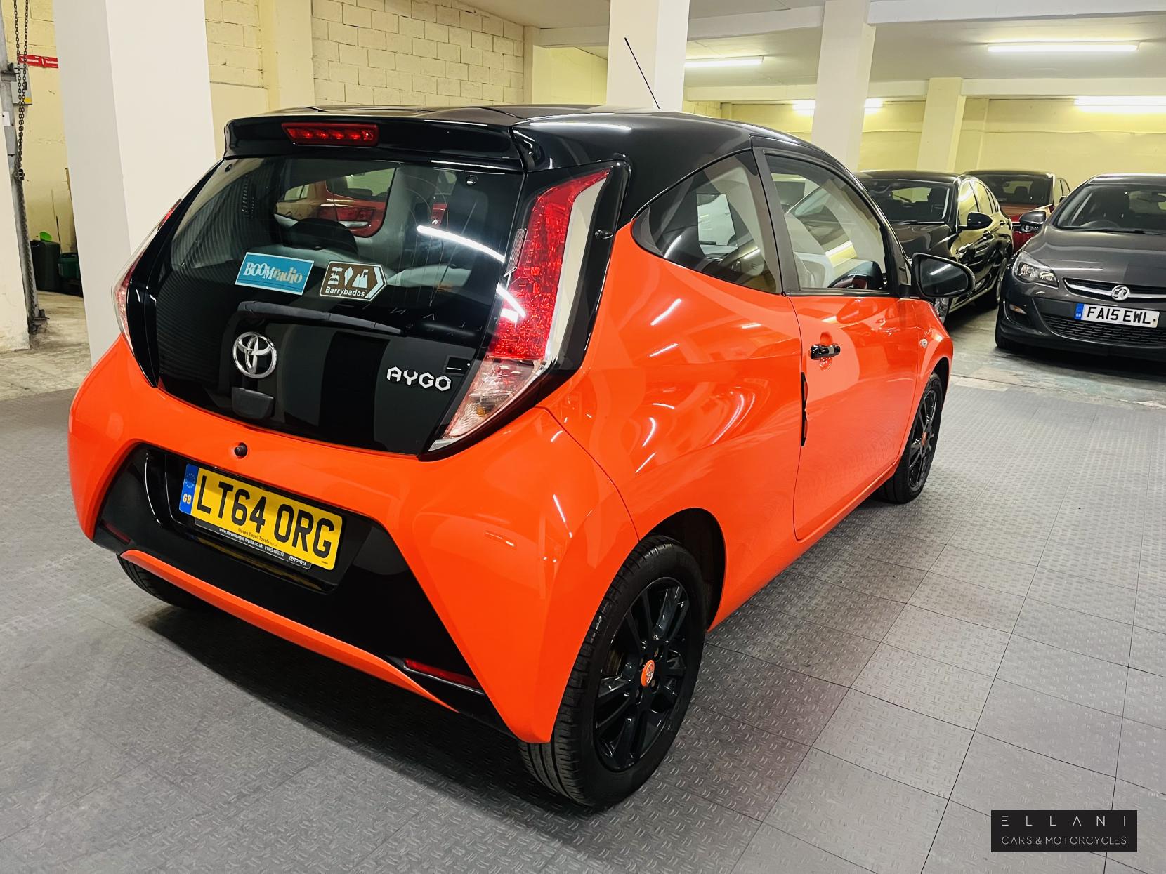 Toyota AYGO 1.0 VVT-i x-cite Hatchback 3dr Petrol Manual Euro 5 Euro 5 (68 ps)