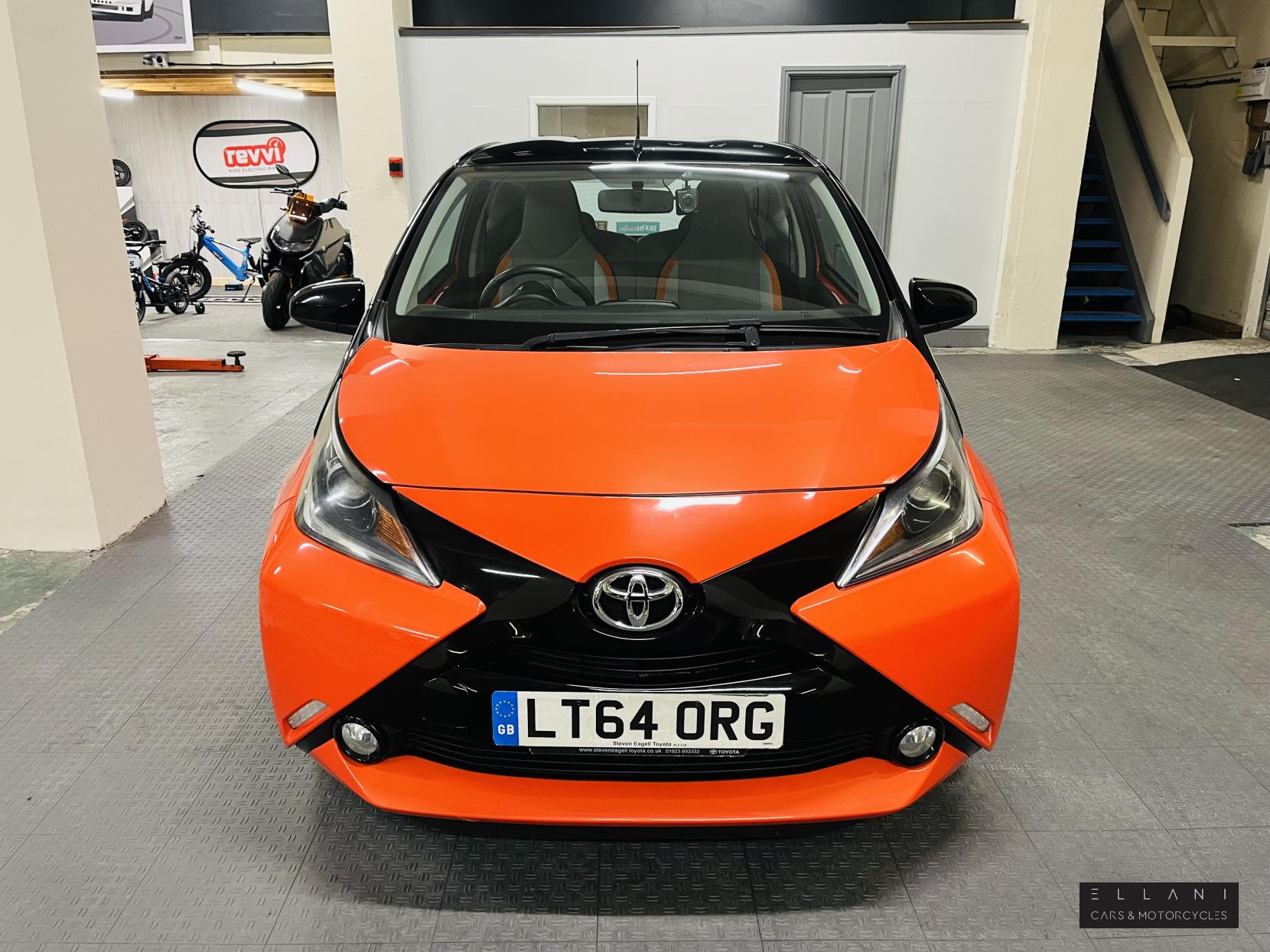 Toyota AYGO 1.0 VVT-i x-cite Hatchback 3dr Petrol Manual Euro 5 Euro 5 (68 ps)