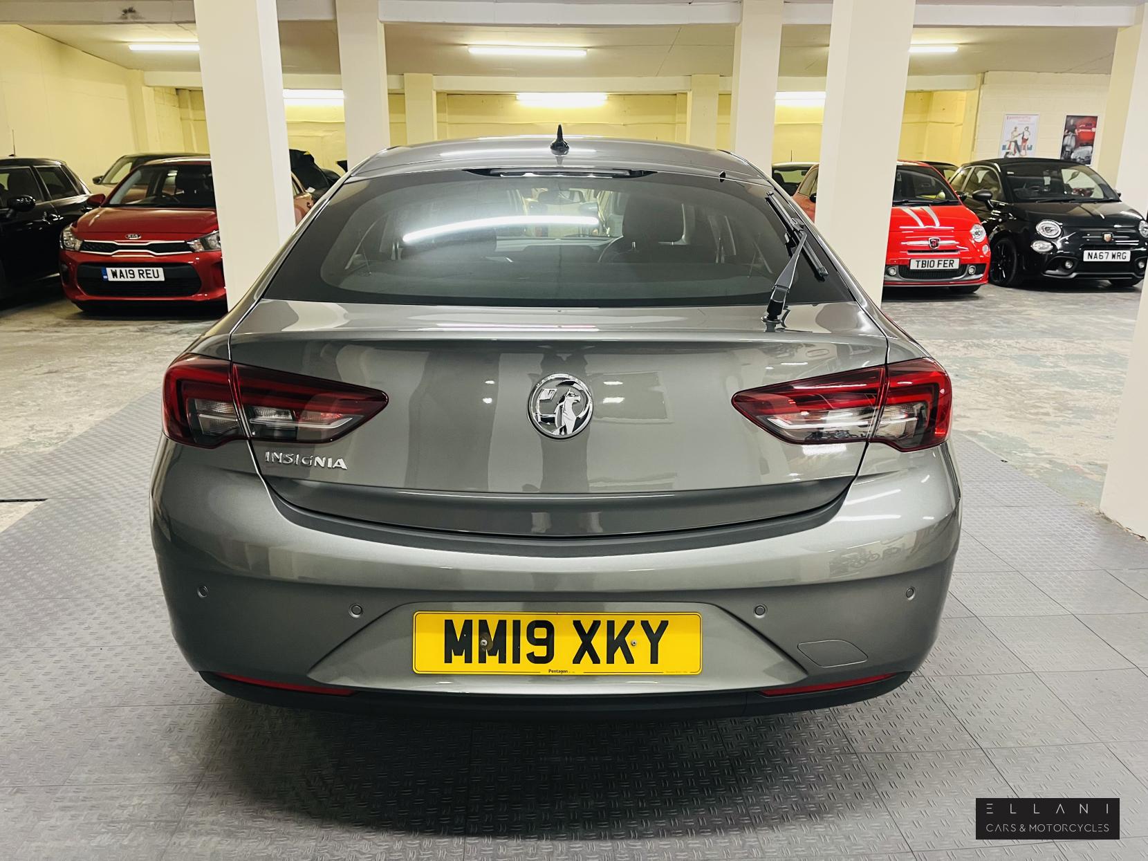Vauxhall Insignia 1.6 Turbo D BlueInjection Design Grand Sport 5dr Diesel Manual Euro 6 (s/s) (136 ps)