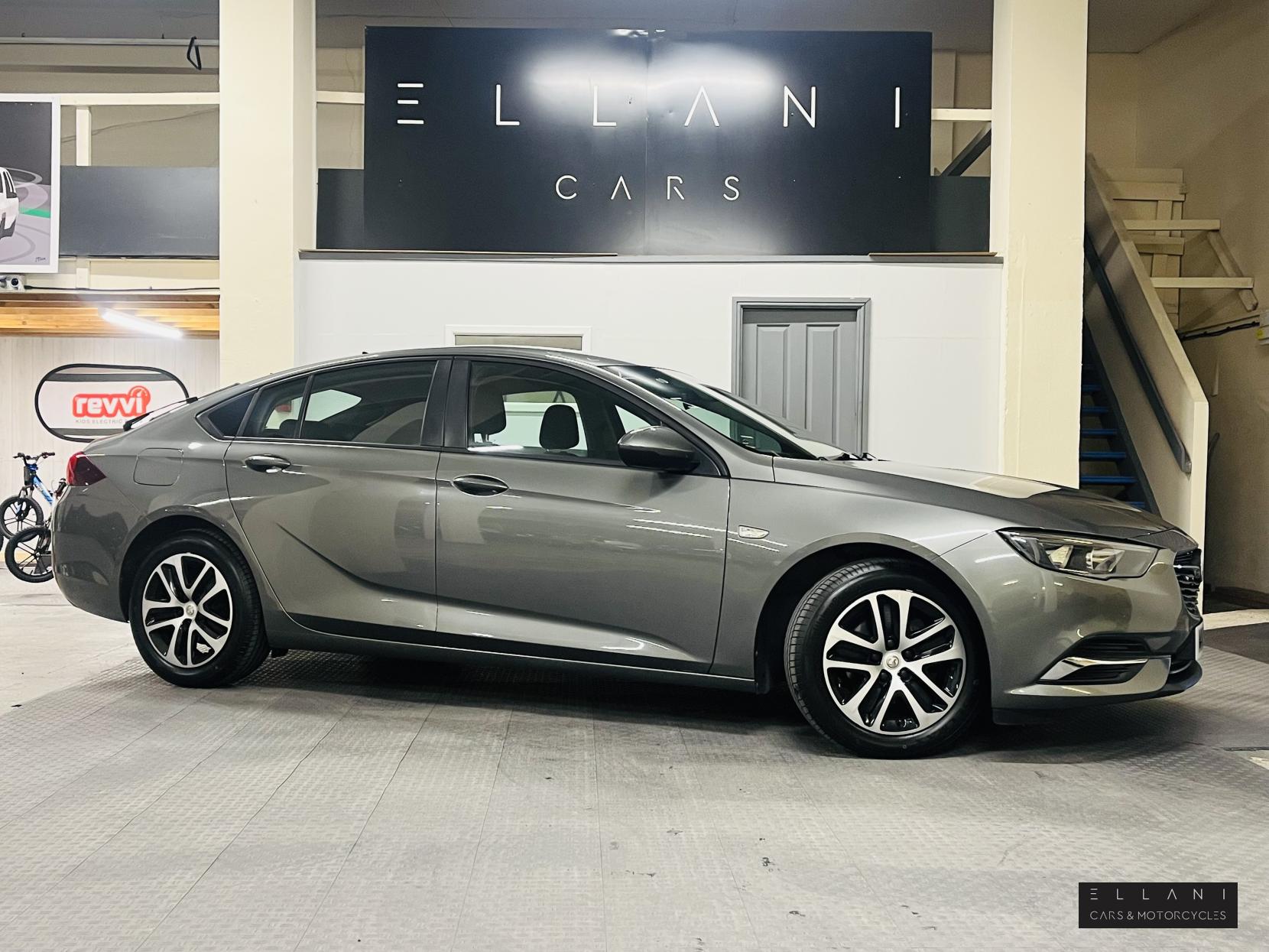 Vauxhall Insignia 1.6 Turbo D BlueInjection Design Grand Sport 5dr Diesel Manual Euro 6 (s/s) (136 ps)