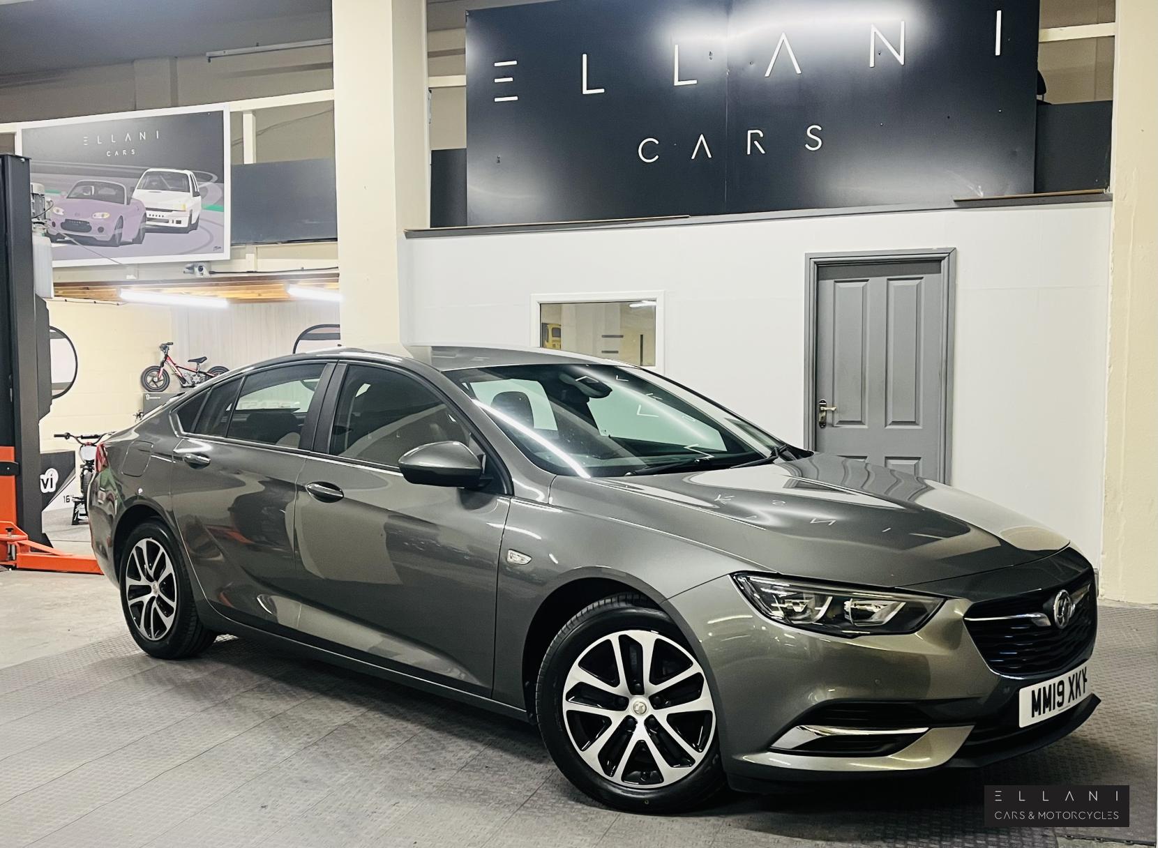 Vauxhall Insignia 1.6 Turbo D BlueInjection Design Grand Sport 5dr Diesel Manual Euro 6 (s/s) (136 ps)