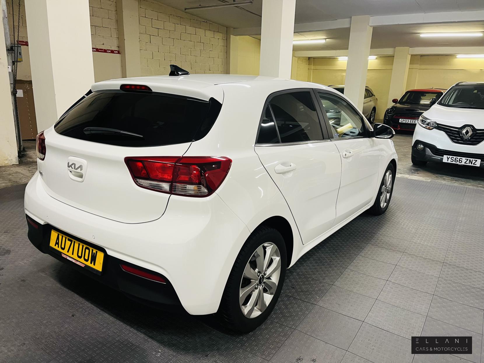 Kia Rio 1.0 T-GDi MHEV 3 Hatchback 5dr Petrol Hybrid DCT Euro 6 (s/s) (118 bhp)
