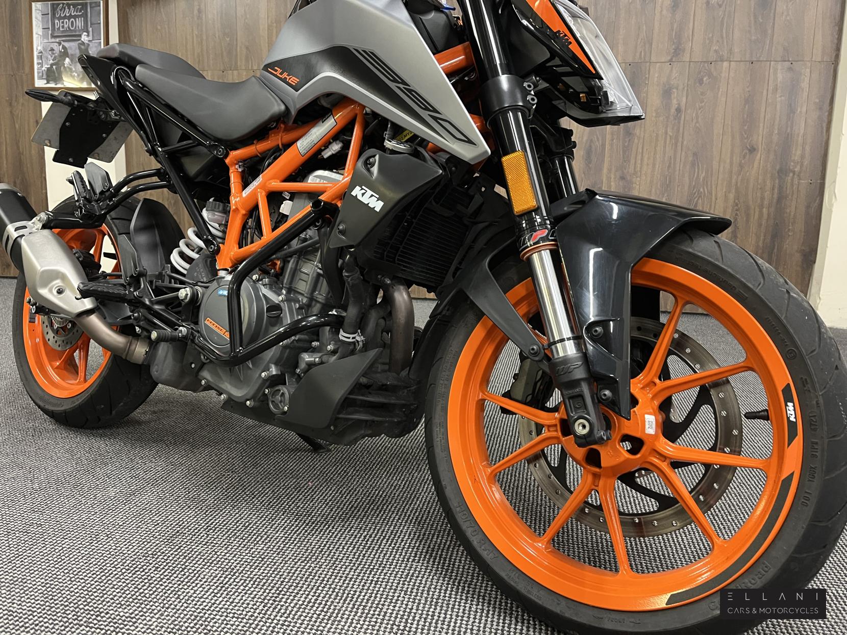 KTM 390 Duke 390 Naked Petrol Manual Euro 5 (43 ps)
