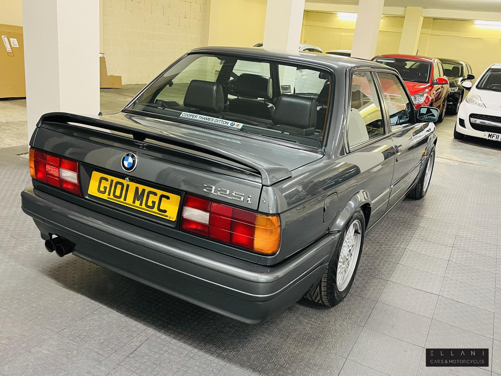 BMW 3 Series 2.5 325i Sport Saloon 2dr Petrol Manual (170 bhp)