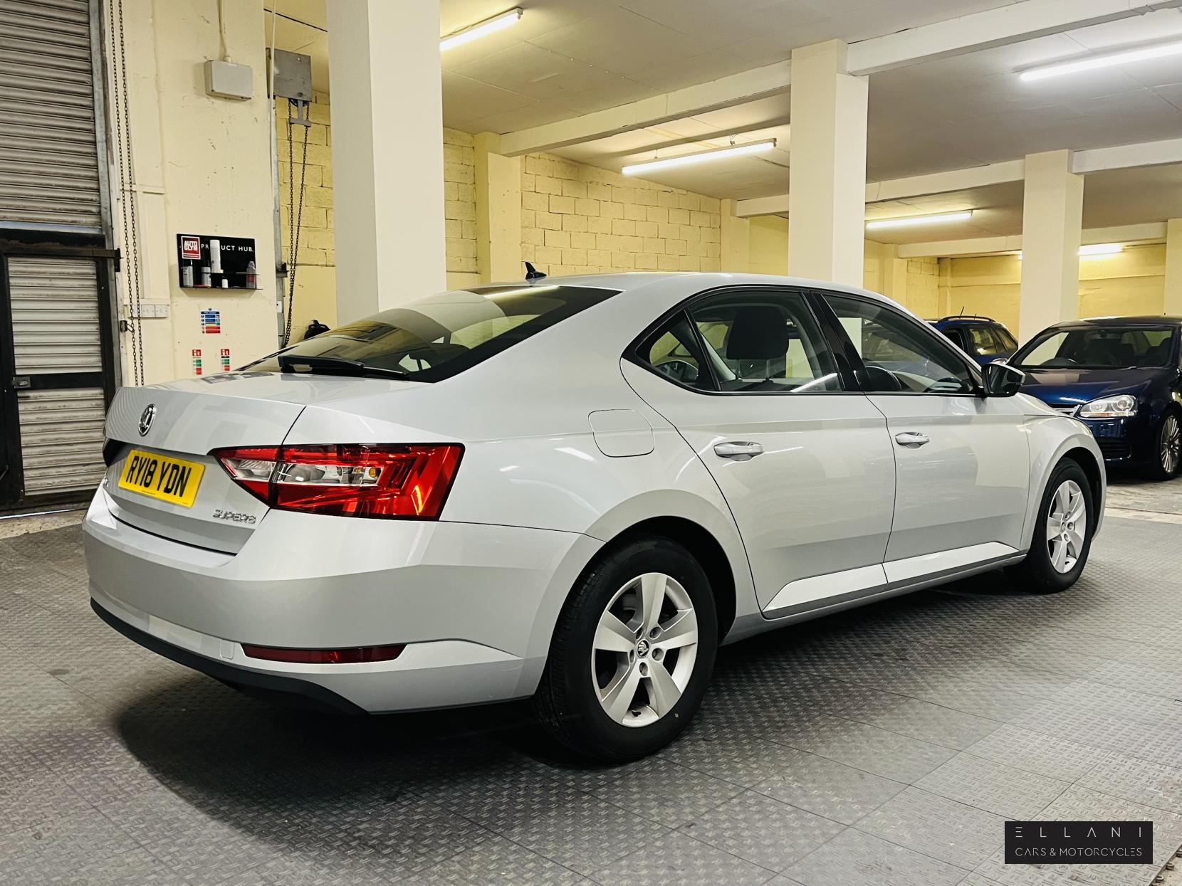 Skoda Superb 1.6 TDI S Hatchback 5dr Diesel Manual Euro 6 (s/s) (120 ps)