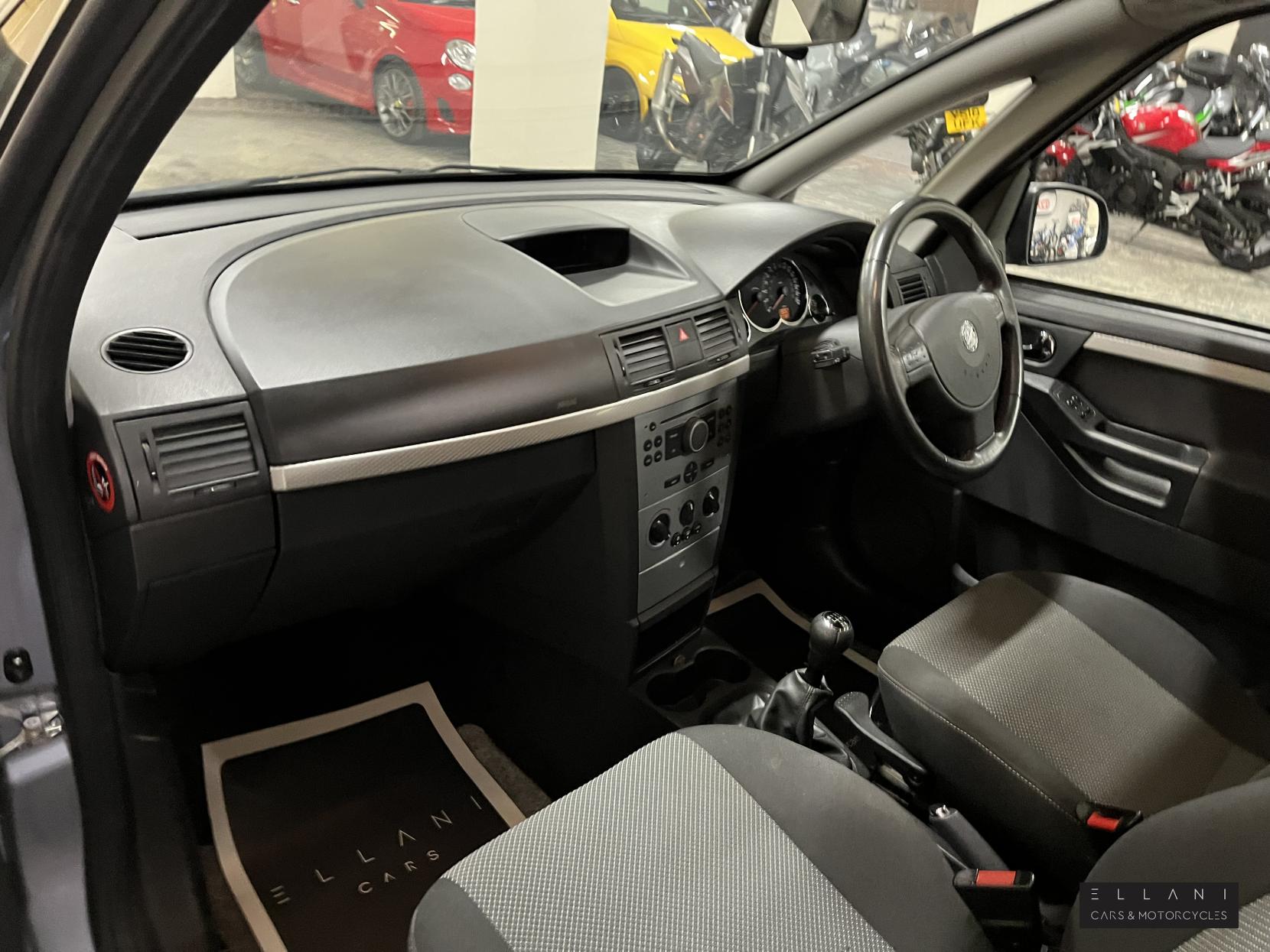 Vauxhall Meriva 1.4i 16v Design MPV 5dr Petrol Manual (a/c) (148 g/km, 89 bhp)
