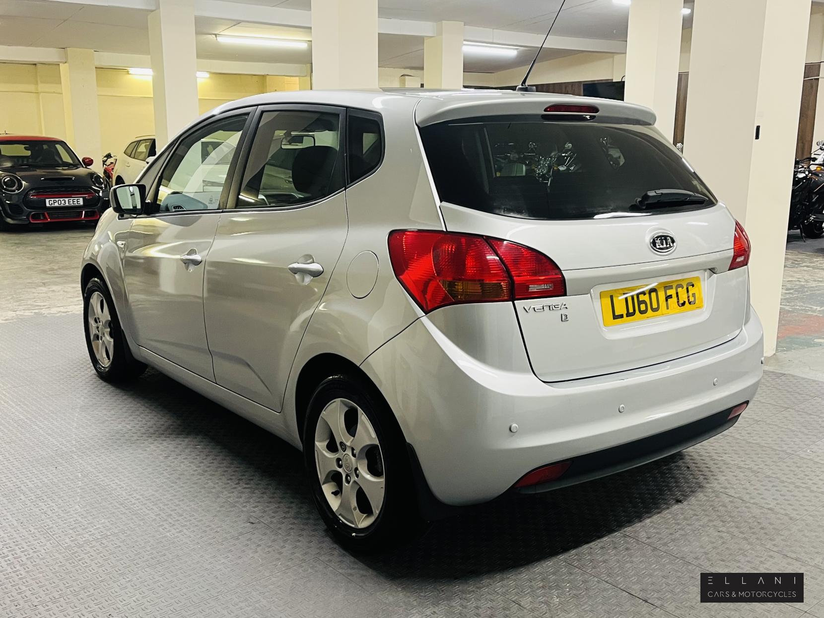 Kia Venga 1.4 3 MPV 5dr Petrol Manual Euro 5 (89 bhp)