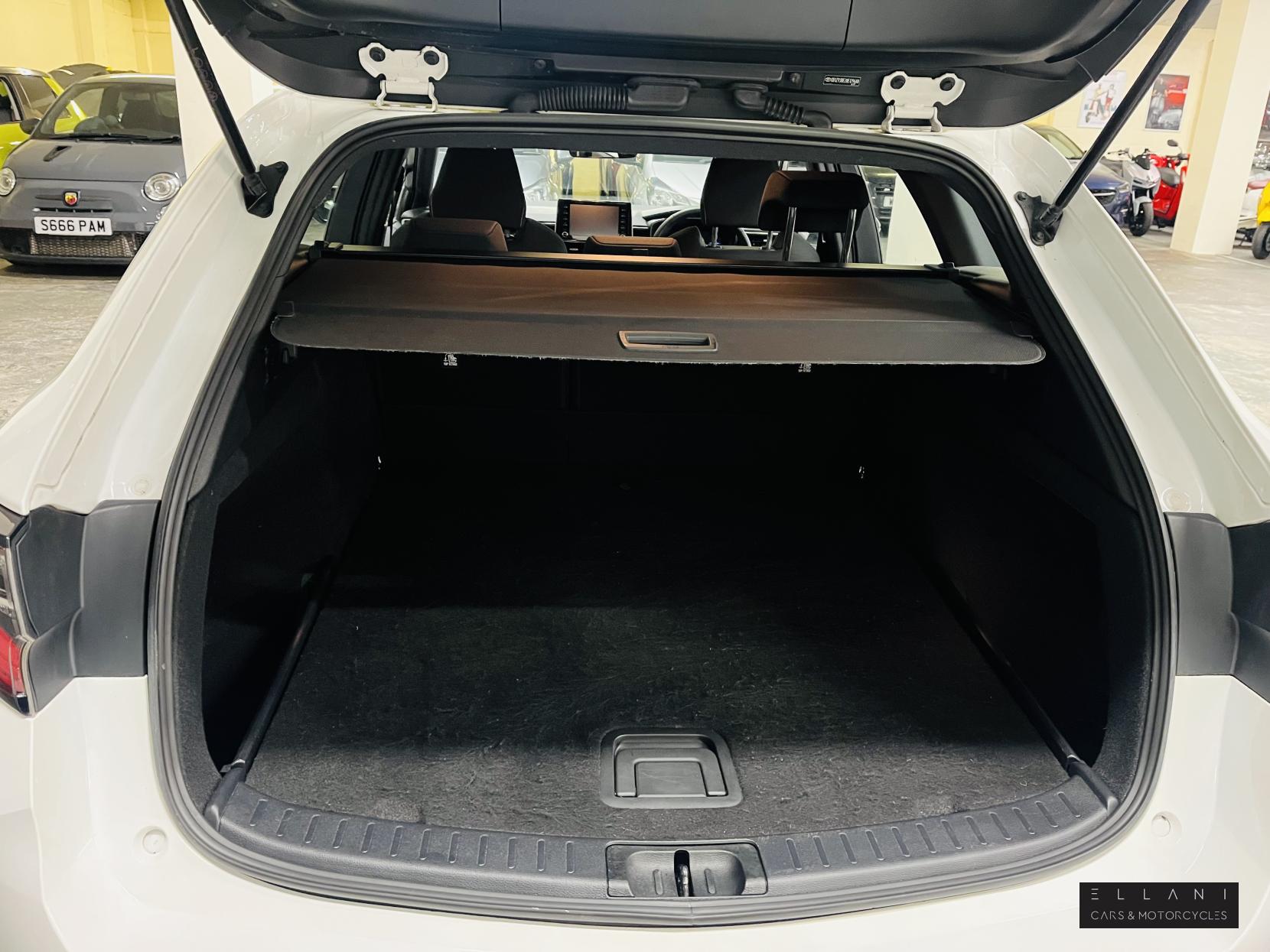 Toyota Corolla 1.8 VVT-h Icon Touring Sports 5dr Petrol Hybrid CVT Euro 6 (s/s) (122 ps)