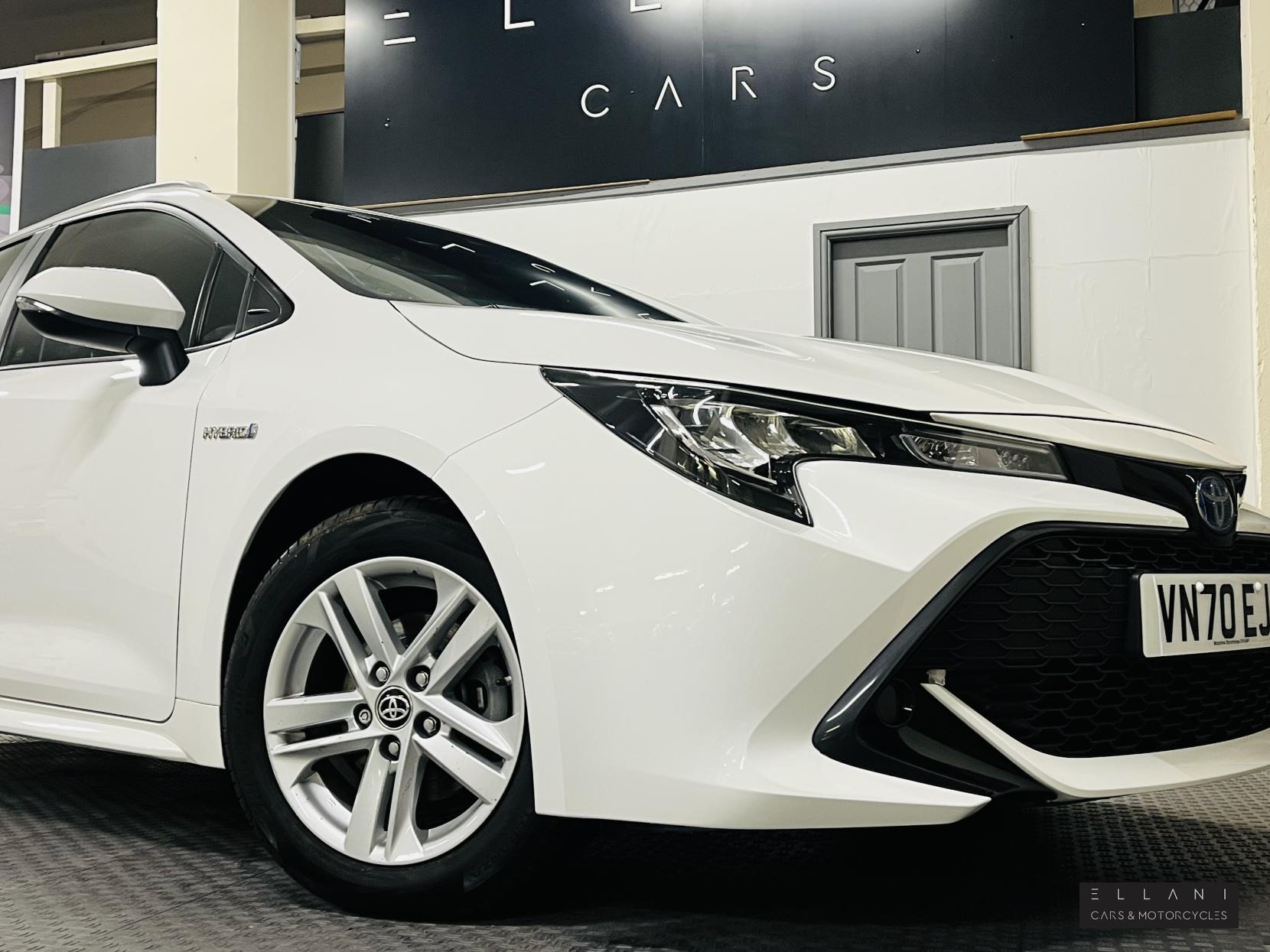 Toyota Corolla 1.8 VVT-h Icon Touring Sports 5dr Petrol Hybrid CVT Euro 6 (s/s) (122 ps)