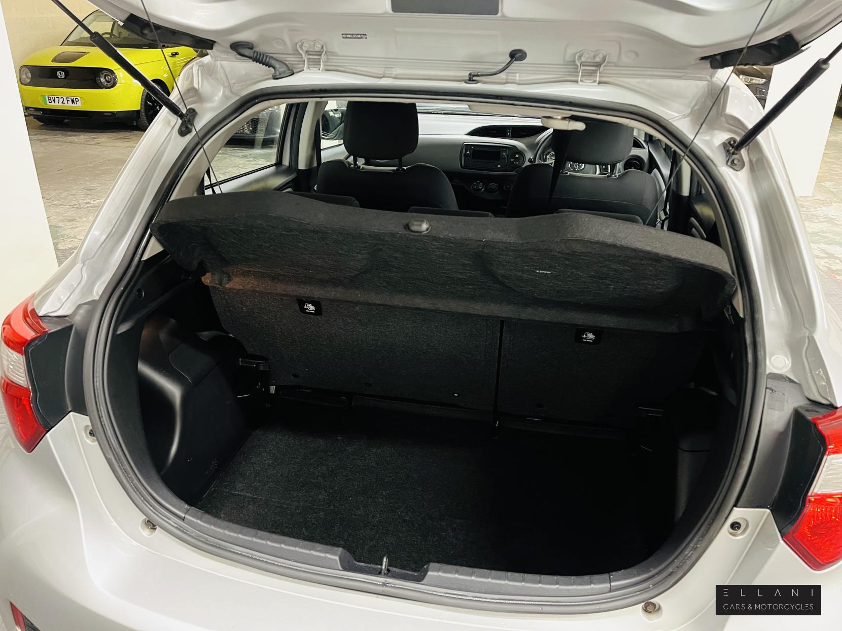 Toyota Yaris 1.0 VVT-i Active Hatchback 5dr Petrol Manual Euro 6 (72 ps)