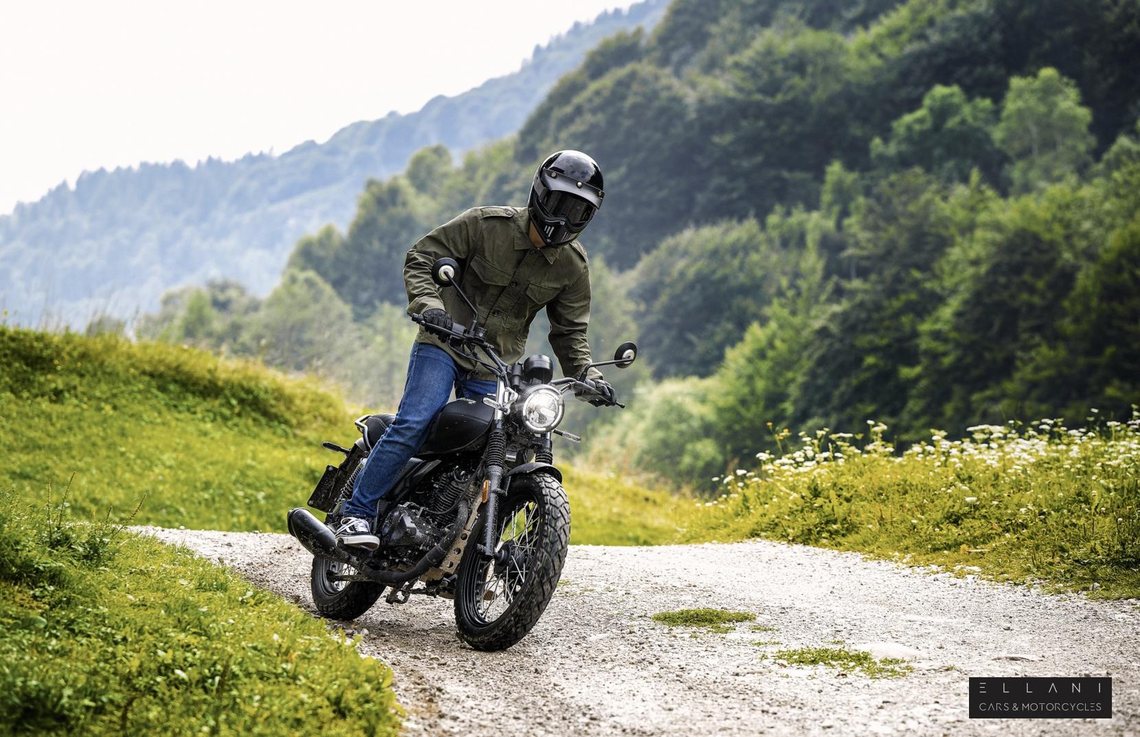 Keeway X-Light 125 125 Roadster/Retro Petrol Manual Euro 5 (11 ps)