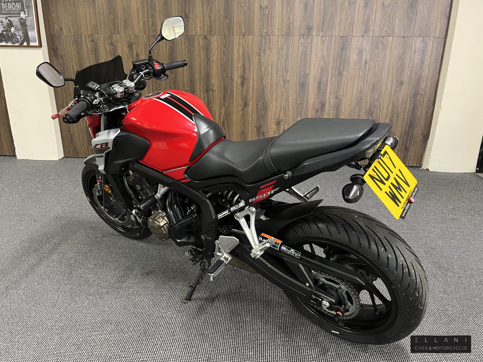 Honda CB650F 650 Naked Petrol Manual Euro 4 (88 ps)