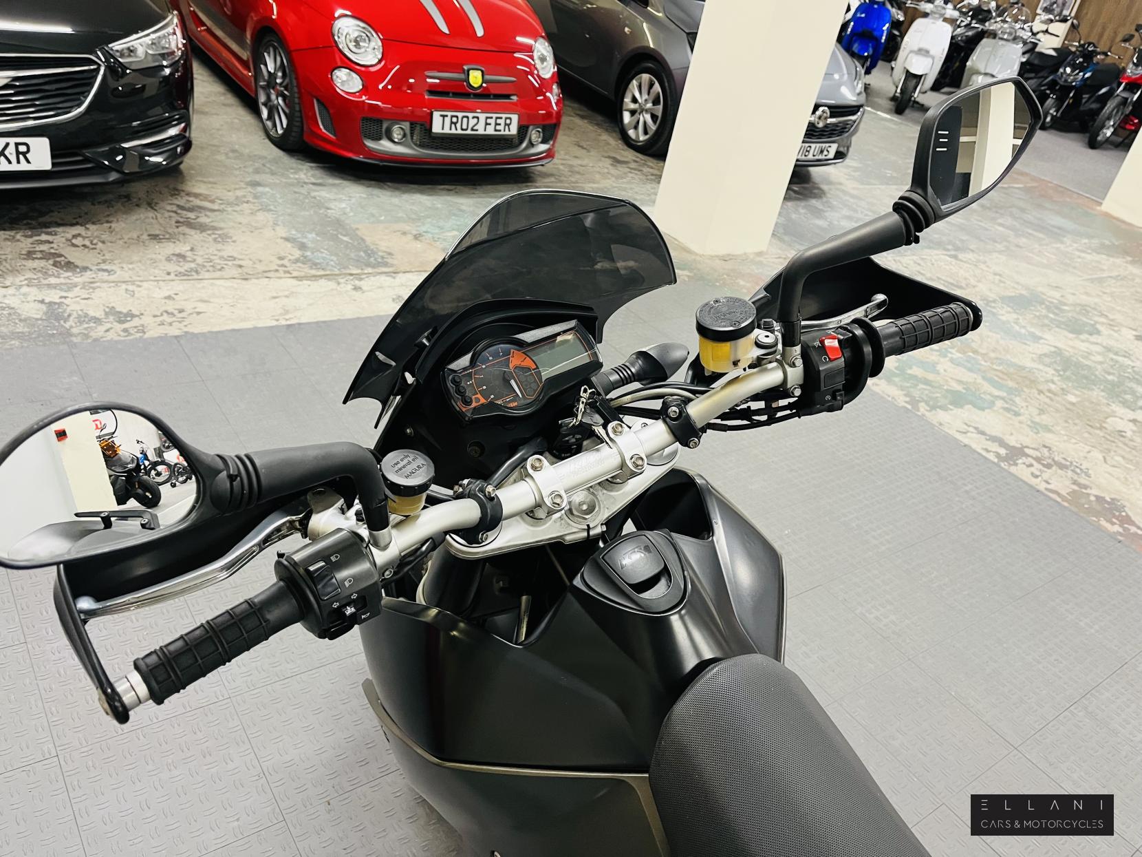 KTM 690