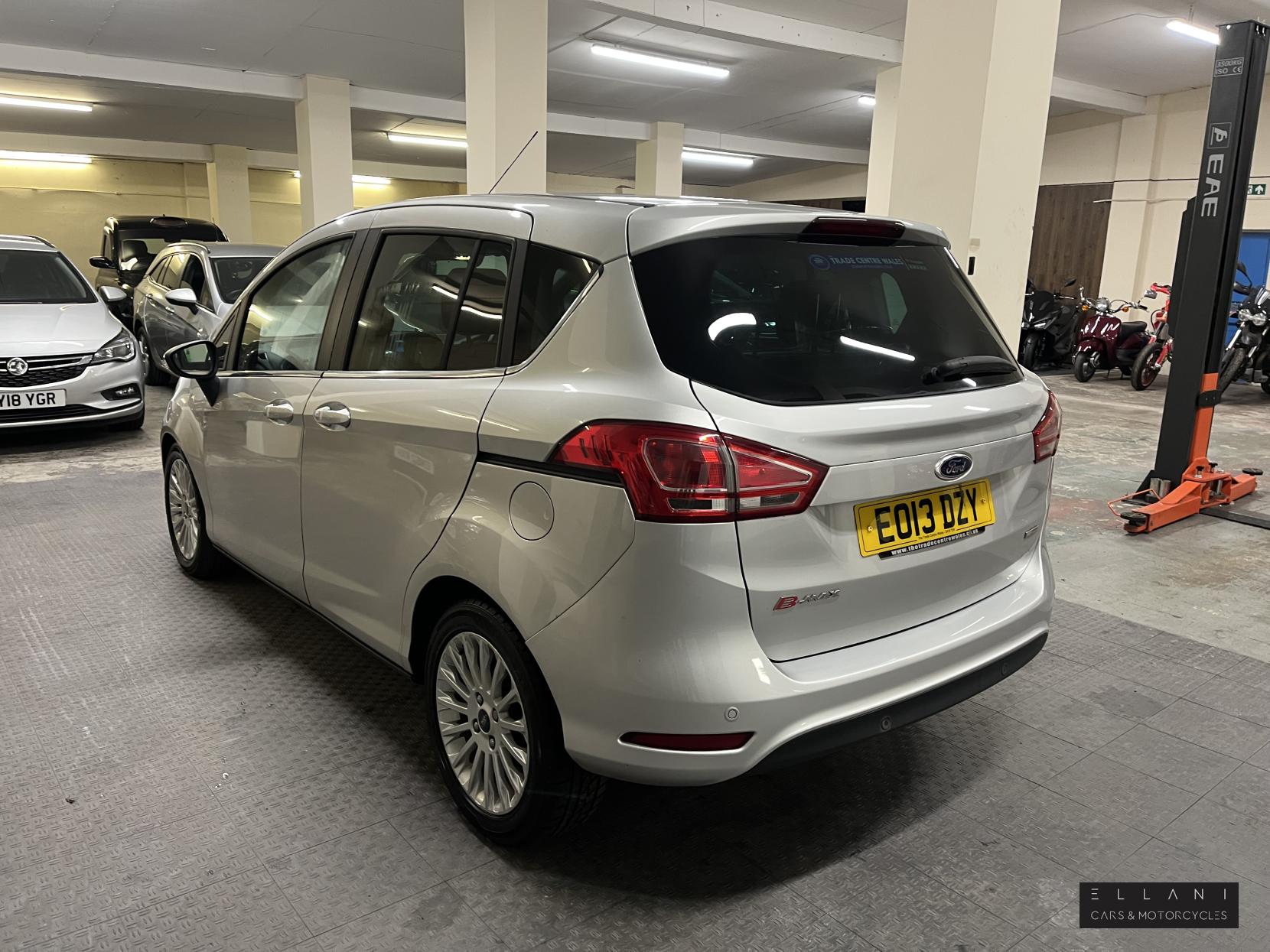 Ford B-Max 1.6 TDCi Titanium MPV 5dr Diesel Manual Euro 5 (95 ps)