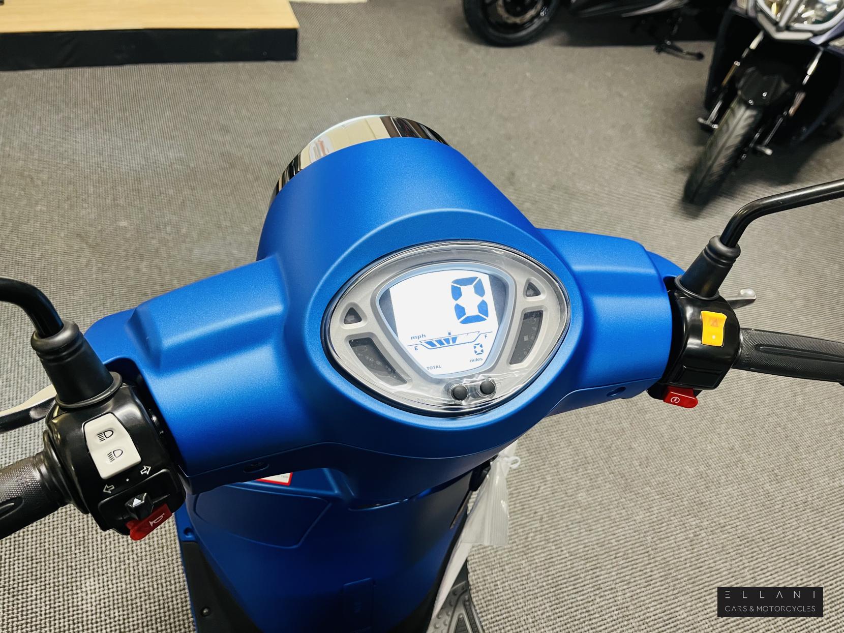 Sym Fiddle 125 III 125 EU5 CBS Scooter Petrol Automatic (9.53 bhp)