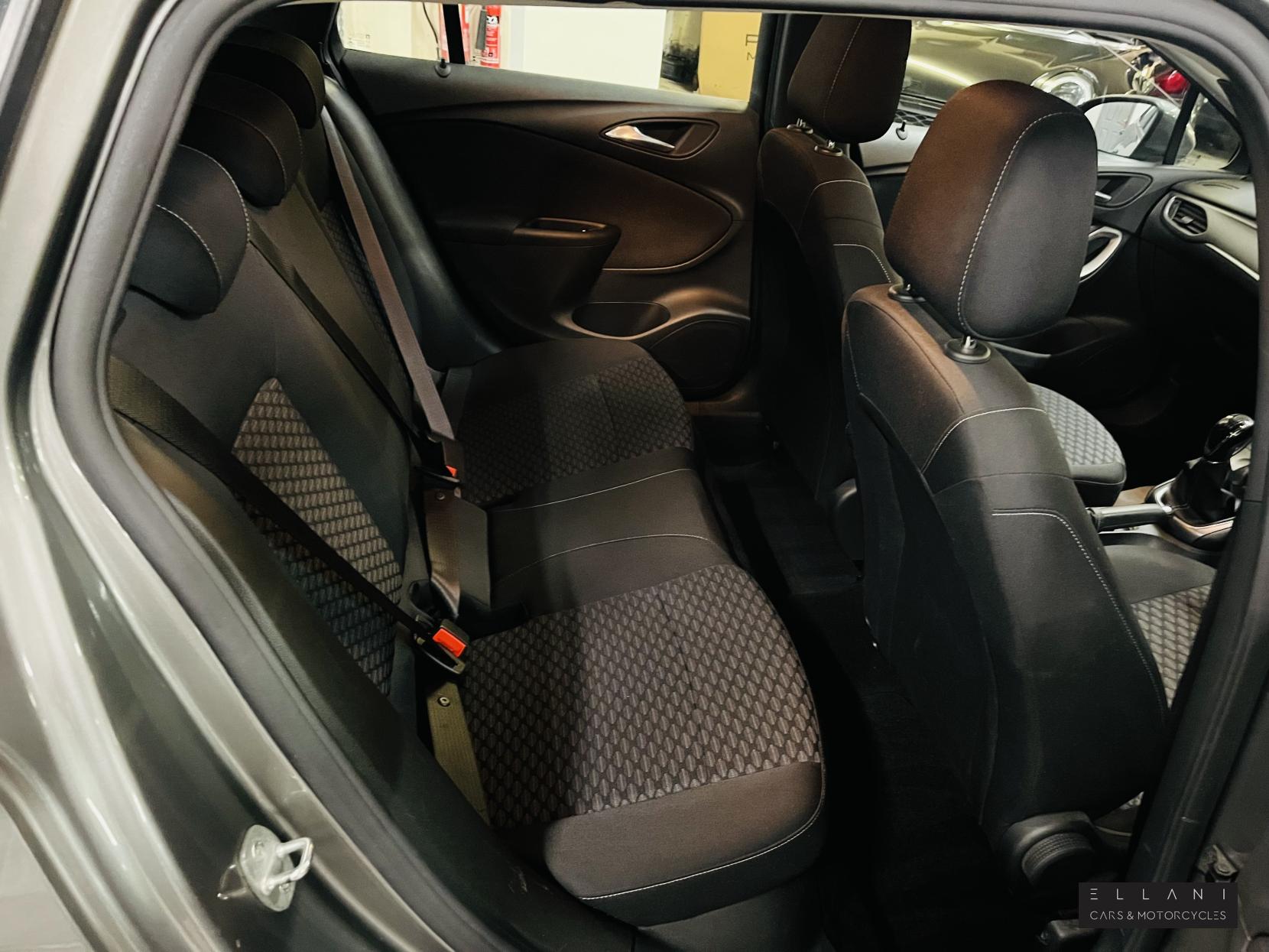 Vauxhall Astra 1.5 Turbo D Business Edition Nav Sports Tourer 5dr Diesel Manual Euro 6 (s/s) (122 ps)