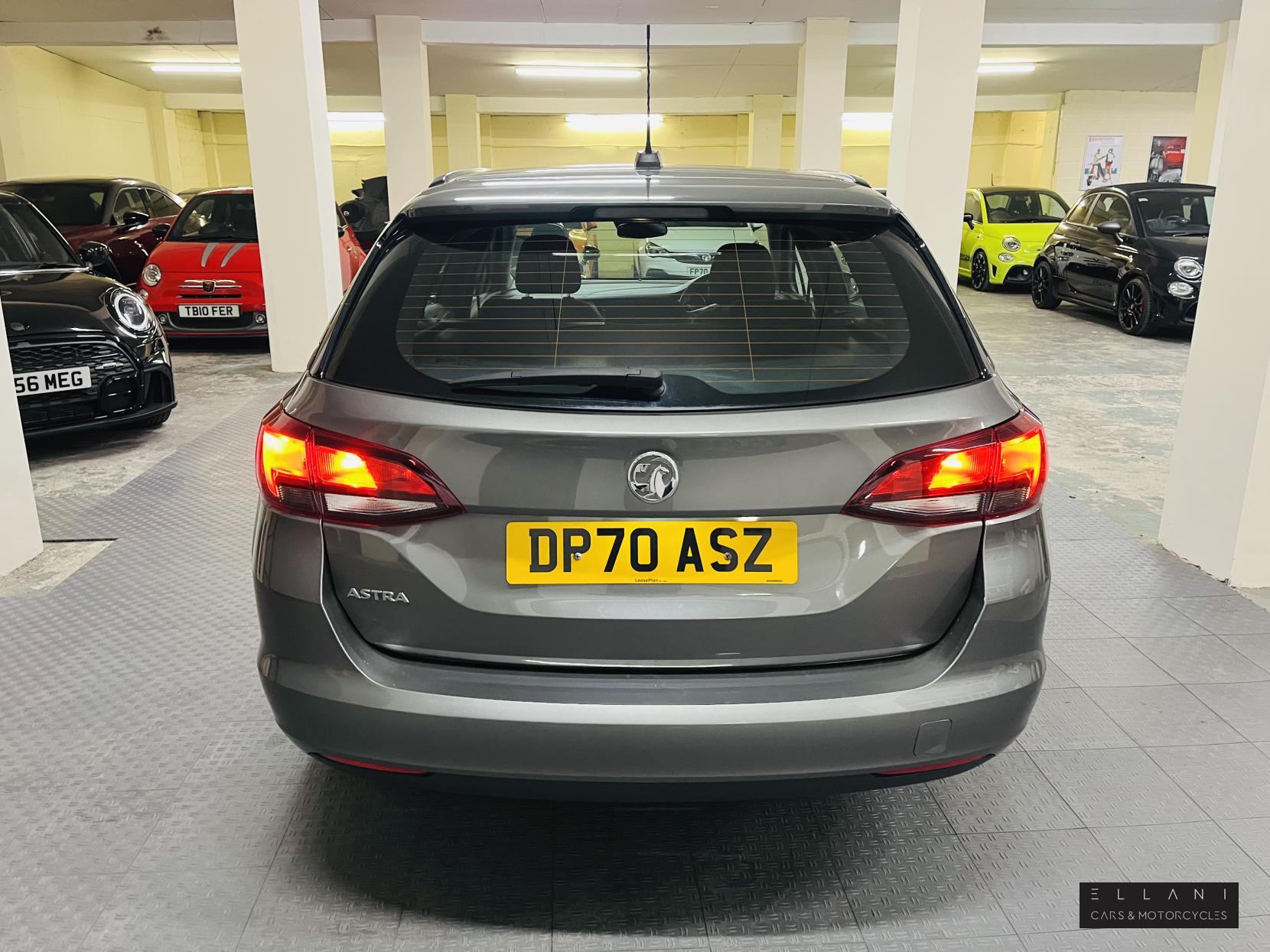 Vauxhall Astra 1.5 Turbo D Business Edition Nav Sports Tourer 5dr Diesel Manual Euro 6 (s/s) (122 ps)
