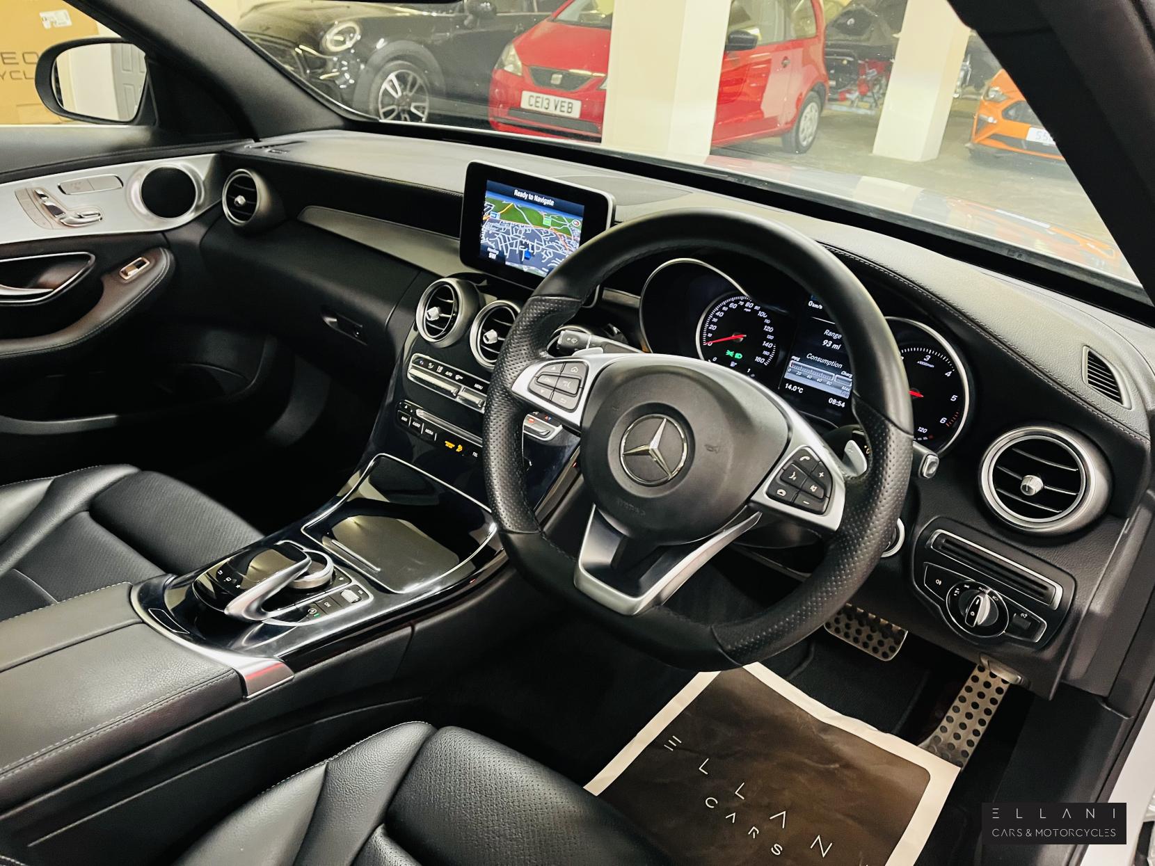 Mercedes-Benz C Class 2.1 C220 BlueTEC AMG Line (Premium) Saloon 4dr Diesel G-Tronic+ Euro 6 (s/s) (170 ps)