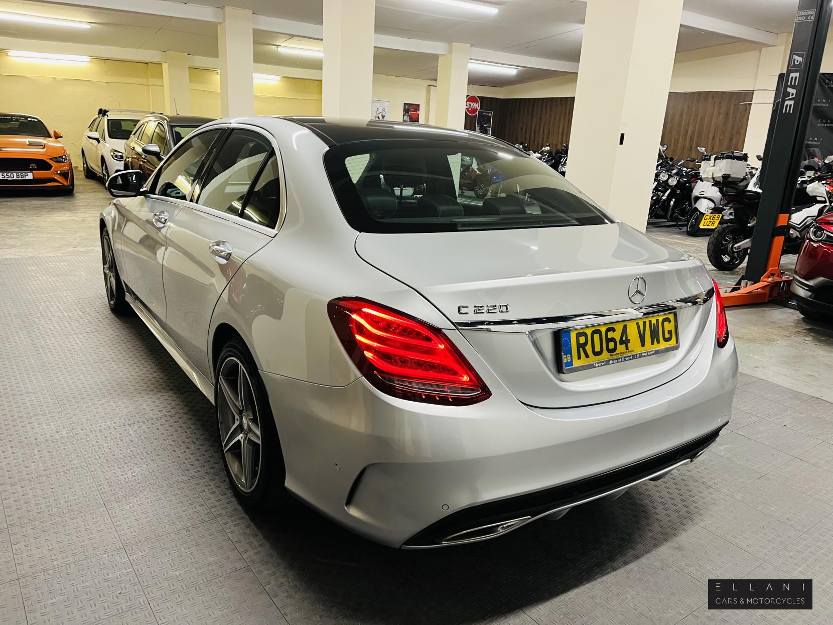 Mercedes-Benz C Class 2.1 C220 BlueTEC AMG Line (Premium) Saloon 4dr Diesel G-Tronic+ Euro 6 (s/s) (170 ps)
