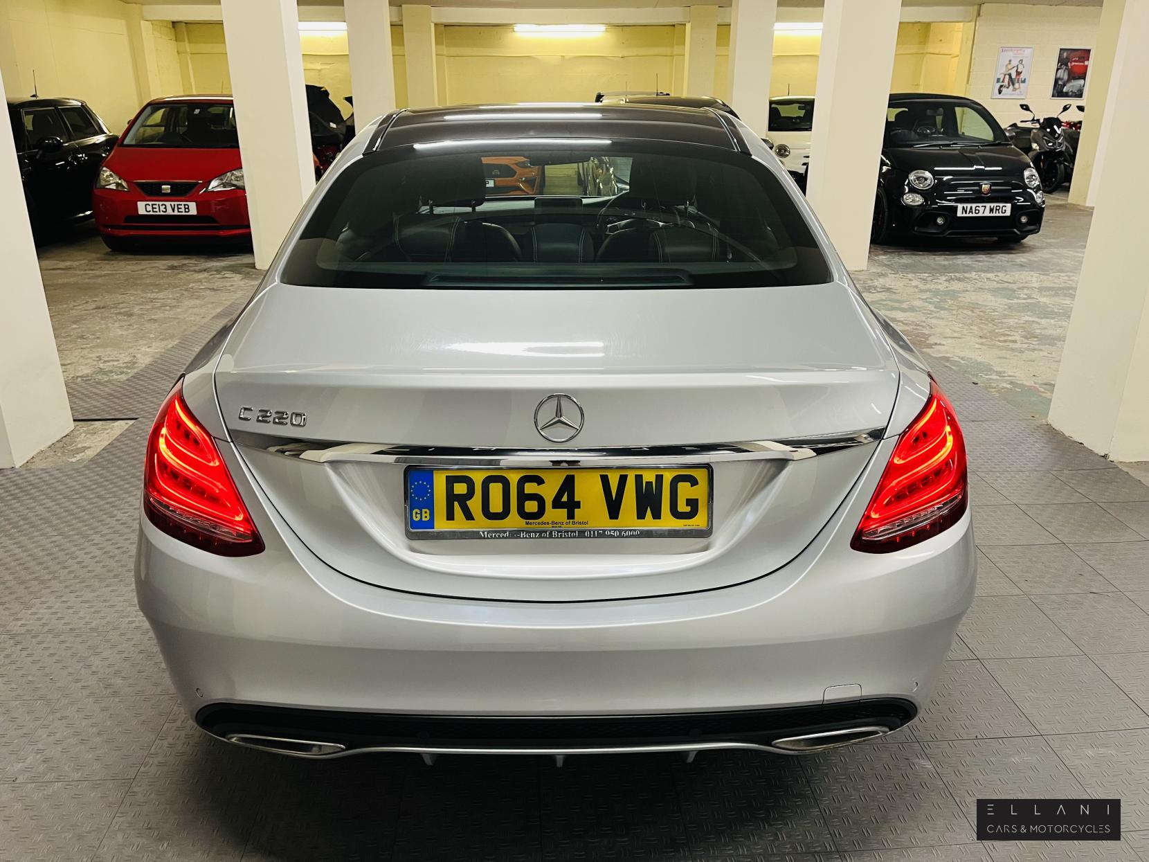 Mercedes-Benz C Class 2.1 C220 BlueTEC AMG Line (Premium) Saloon 4dr Diesel G-Tronic+ Euro 6 (s/s) (170 ps)