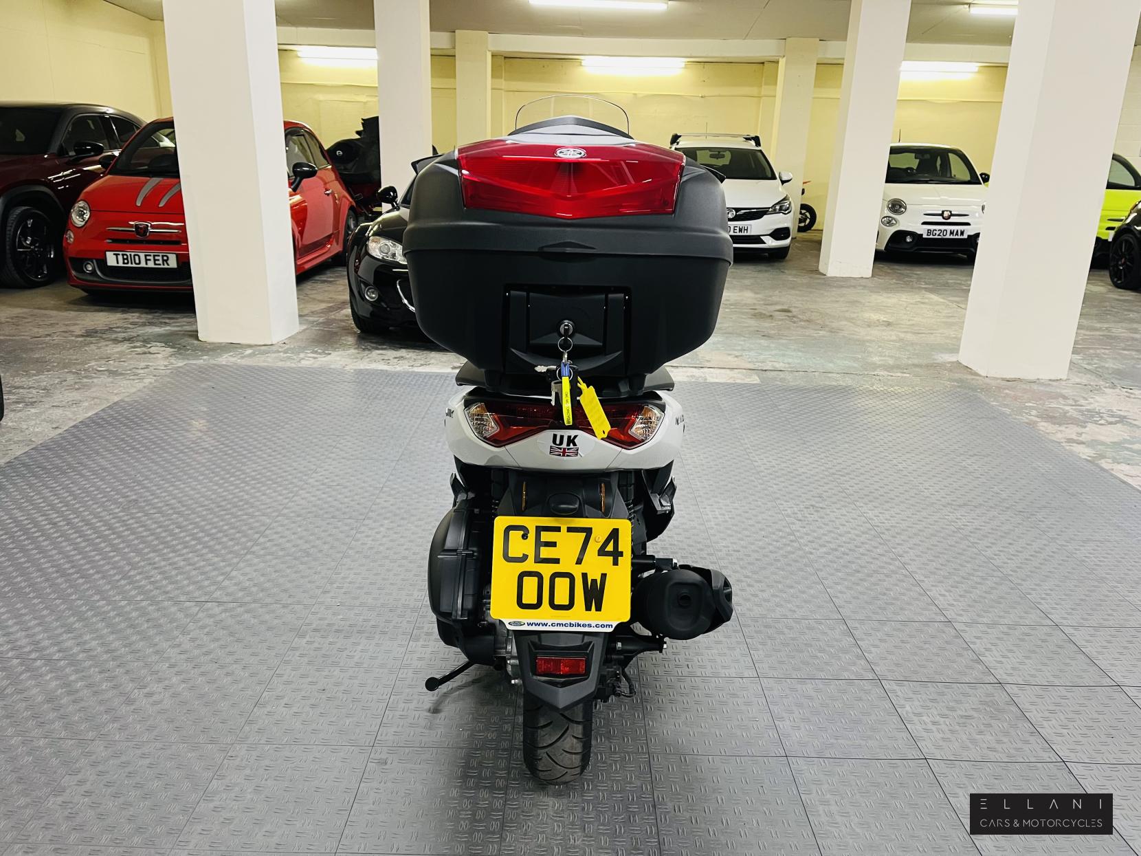 Yamaha NMAX 125 125 ABS Scooter Petrol CVT V-Belt Euro 5 (12 ps)