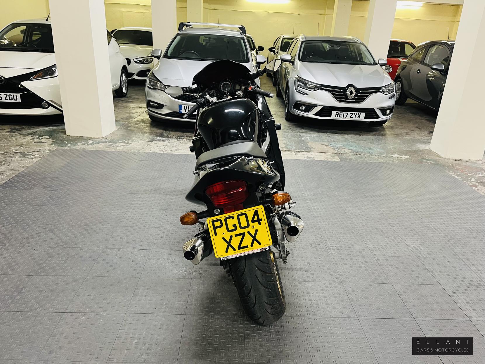 Honda CBR1100XX Super Blackbird 1100 Sports Tourer Petrol Manual (166 ps)