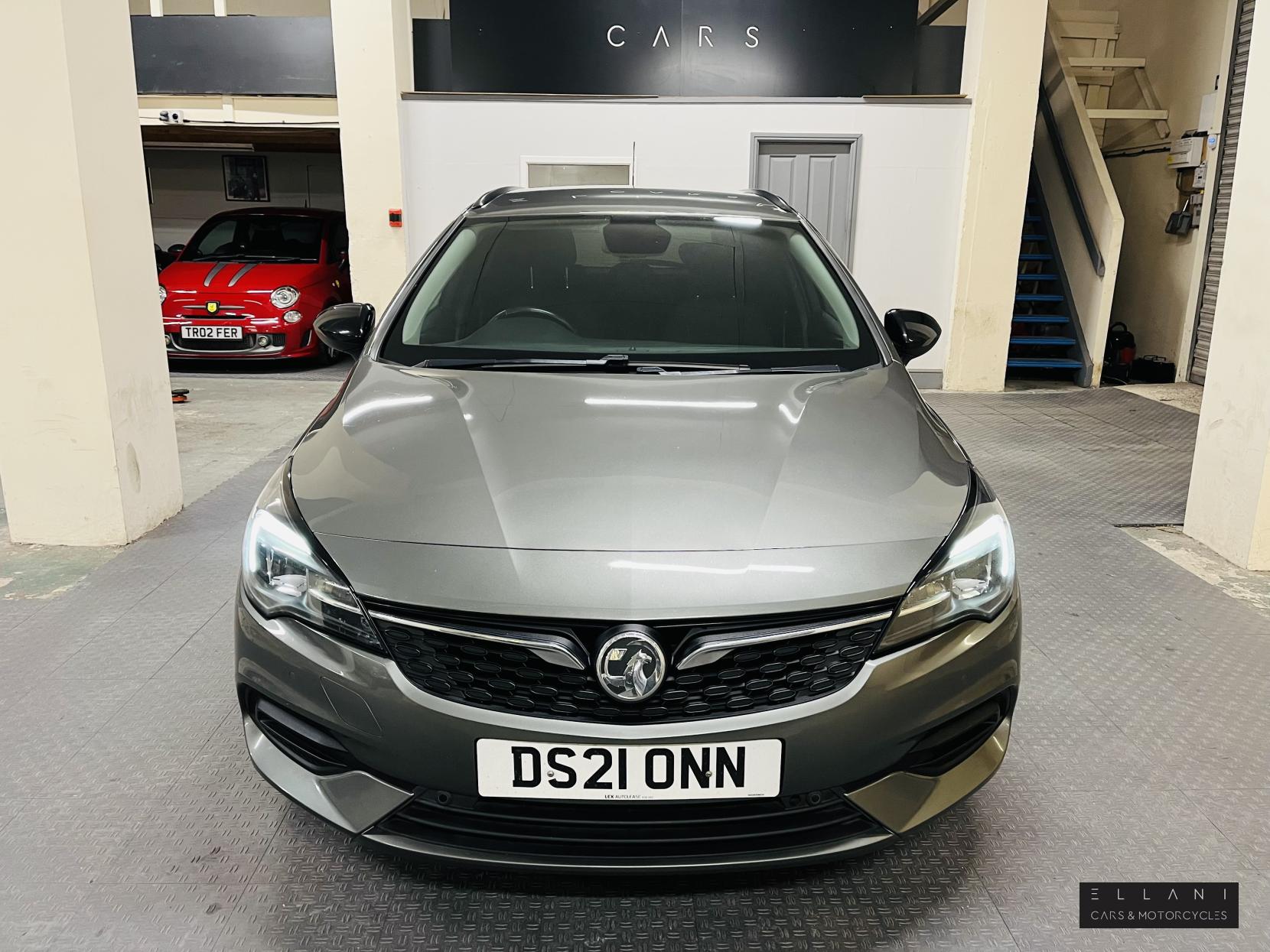 Vauxhall Astra 1.5 Turbo D Business Edition Nav Sports Tourer 5dr Diesel Manual Euro 6 (s/s) (122 ps)