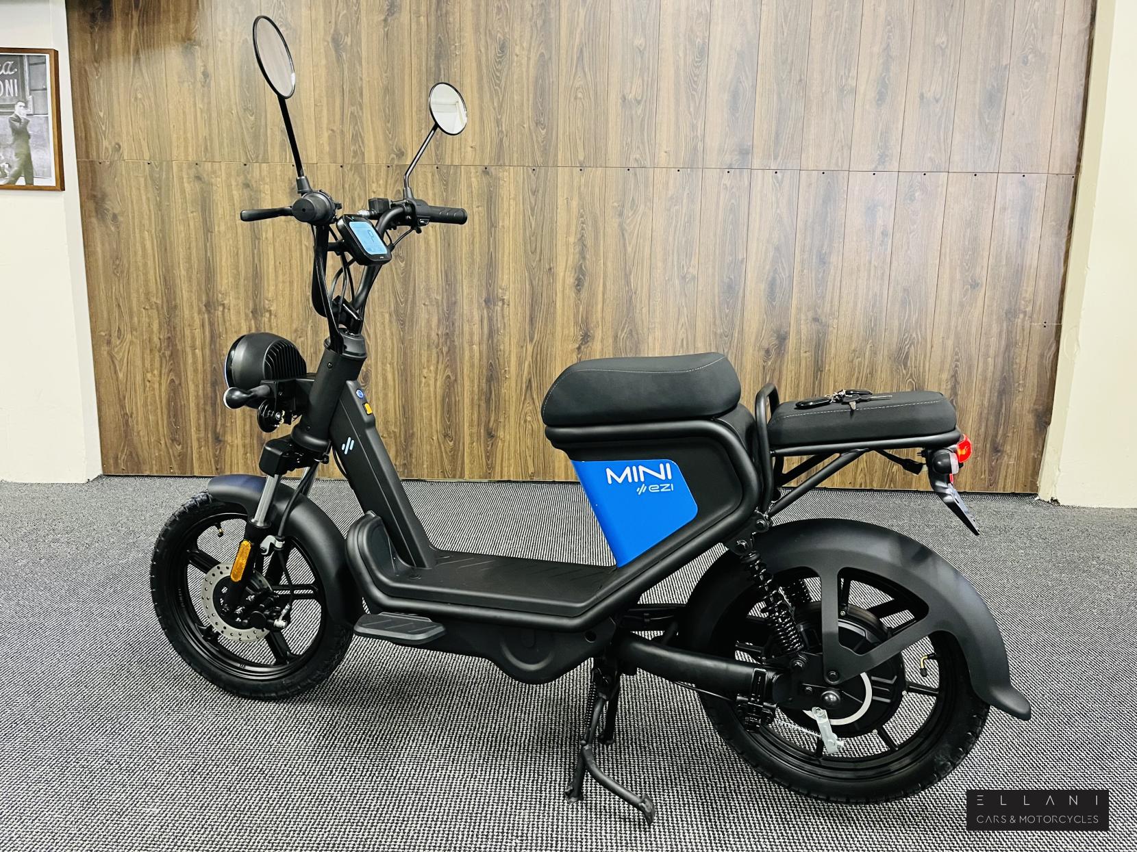 Keeway E-Zi Mini Moped (2019 - )