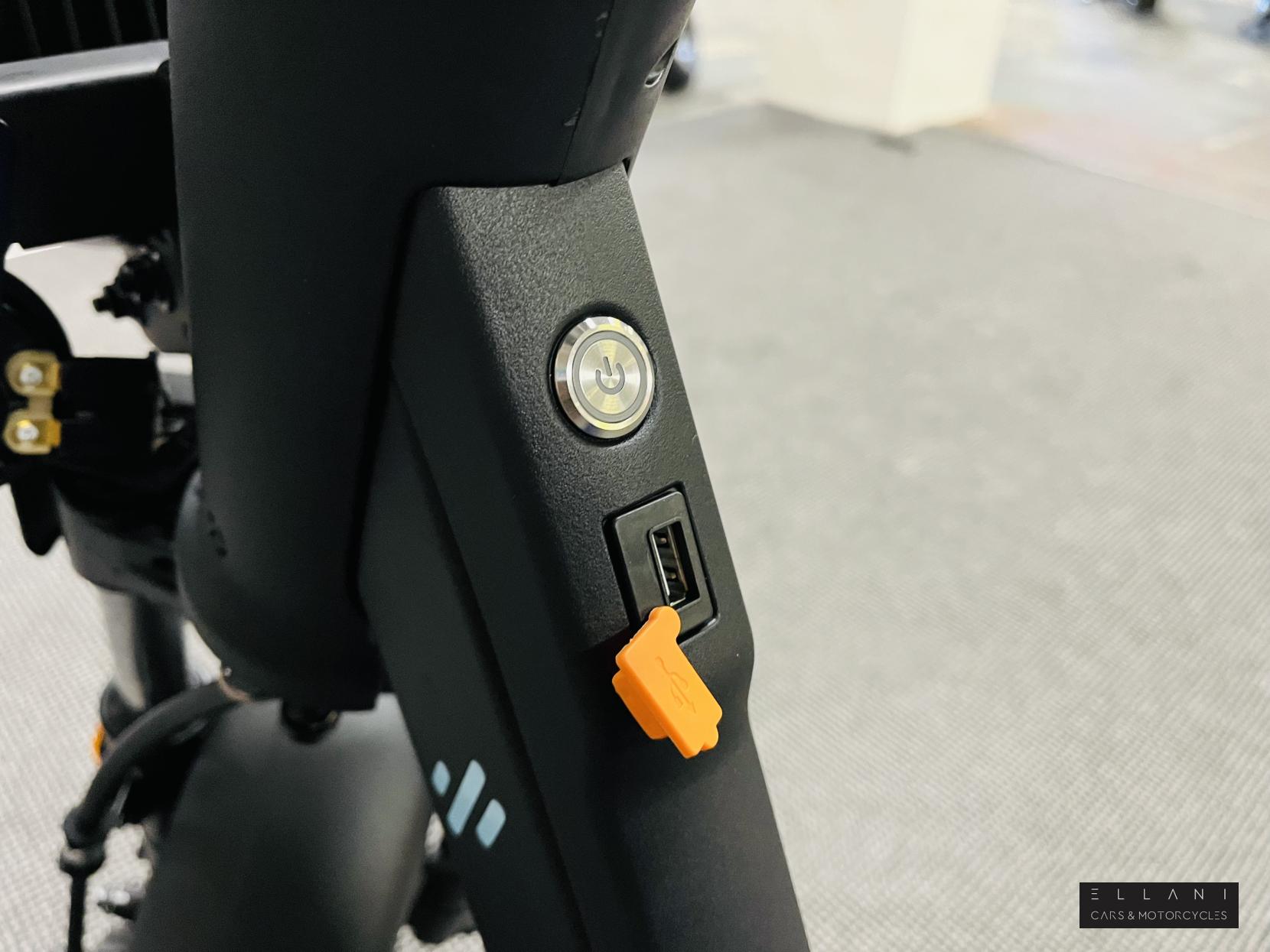 Keeway E-Zi Mini Moped (2019 - )