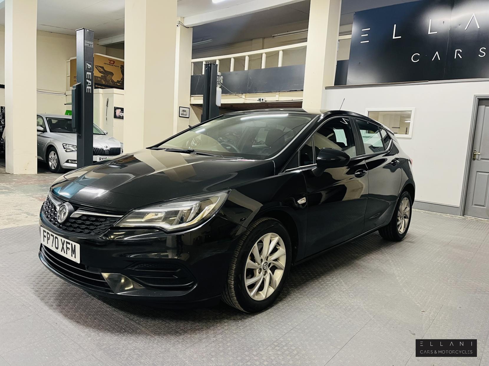 Vauxhall Astra 1.5 Turbo D SE Hatchback 5dr Diesel Manual Euro 6 (s/s) (105 ps)