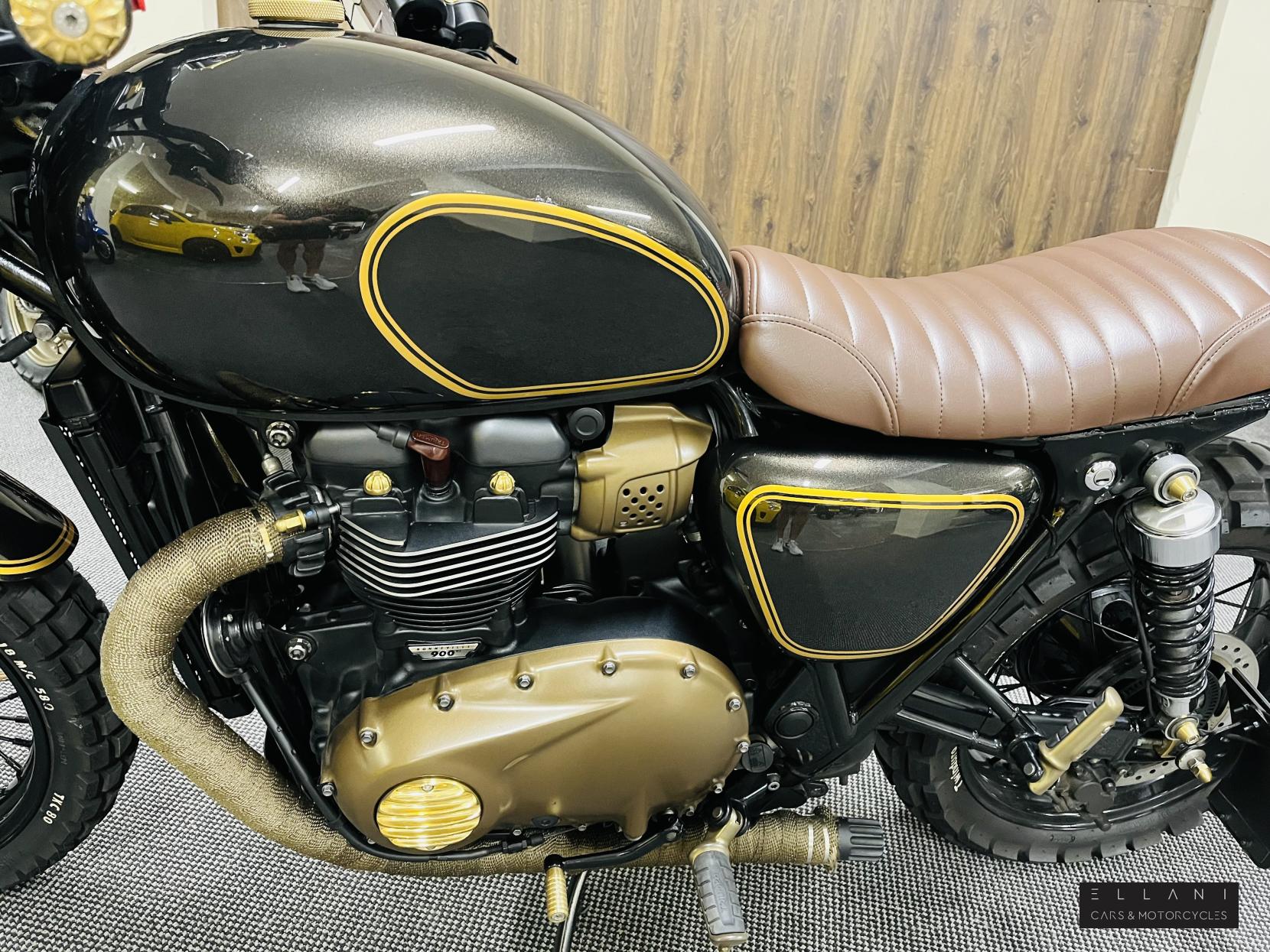 Triumph Bonneville T100 900 Roadster/Retro Petrol Manual Euro 4 (56 ps)